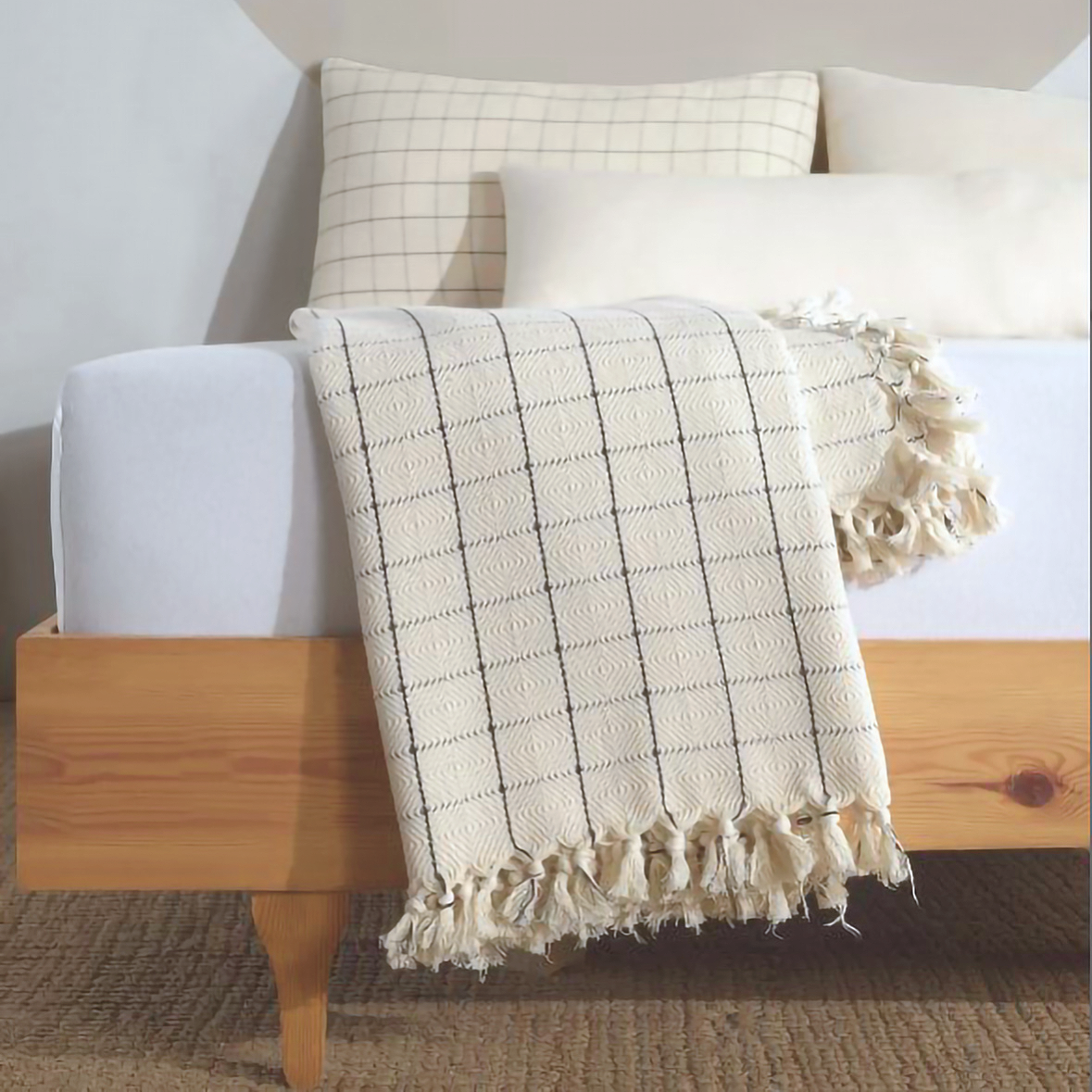 Black Striped Cream Throw blanket & Bedspread