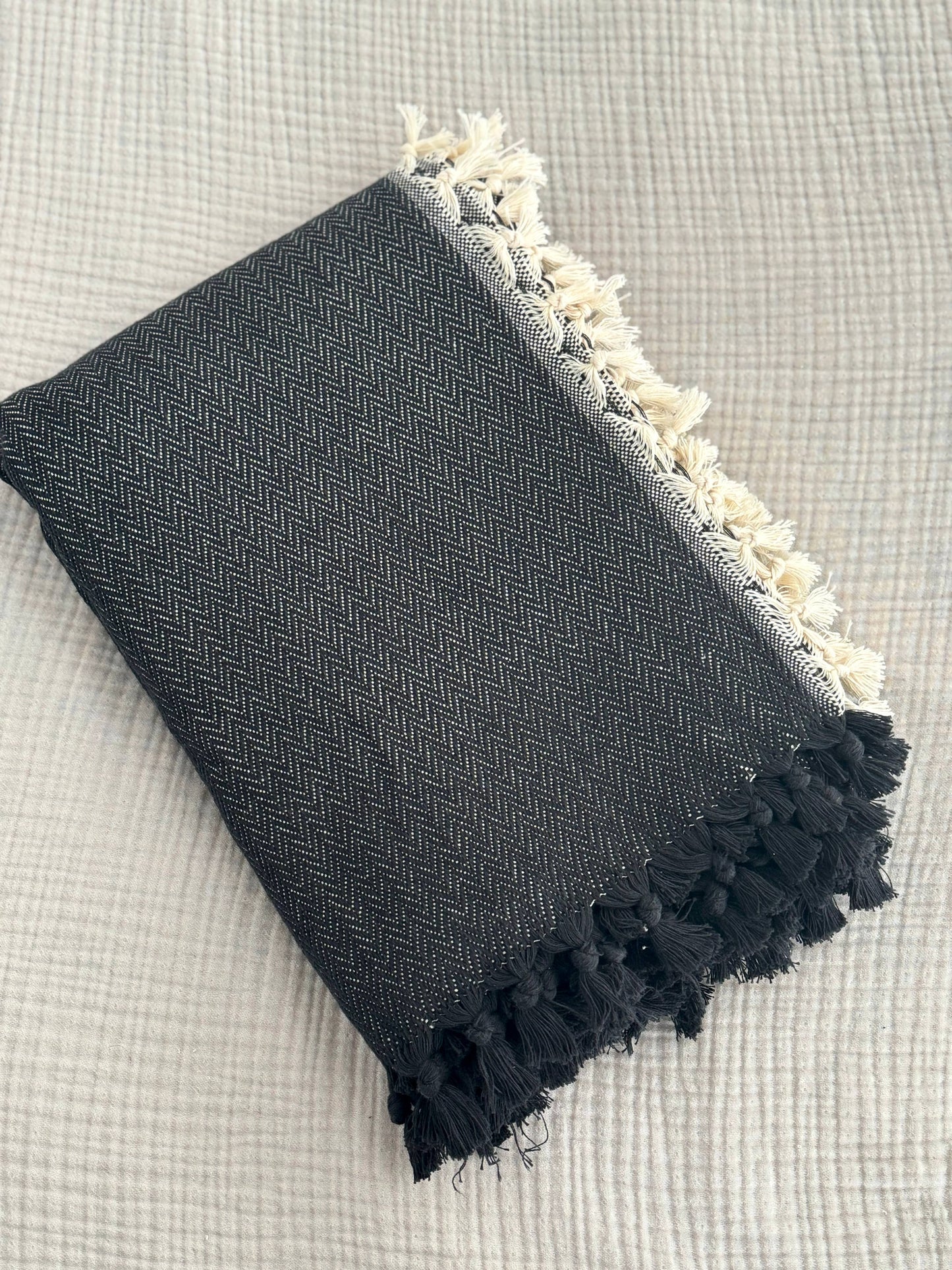 Black Striped Cream Throw blanket & Bedspread